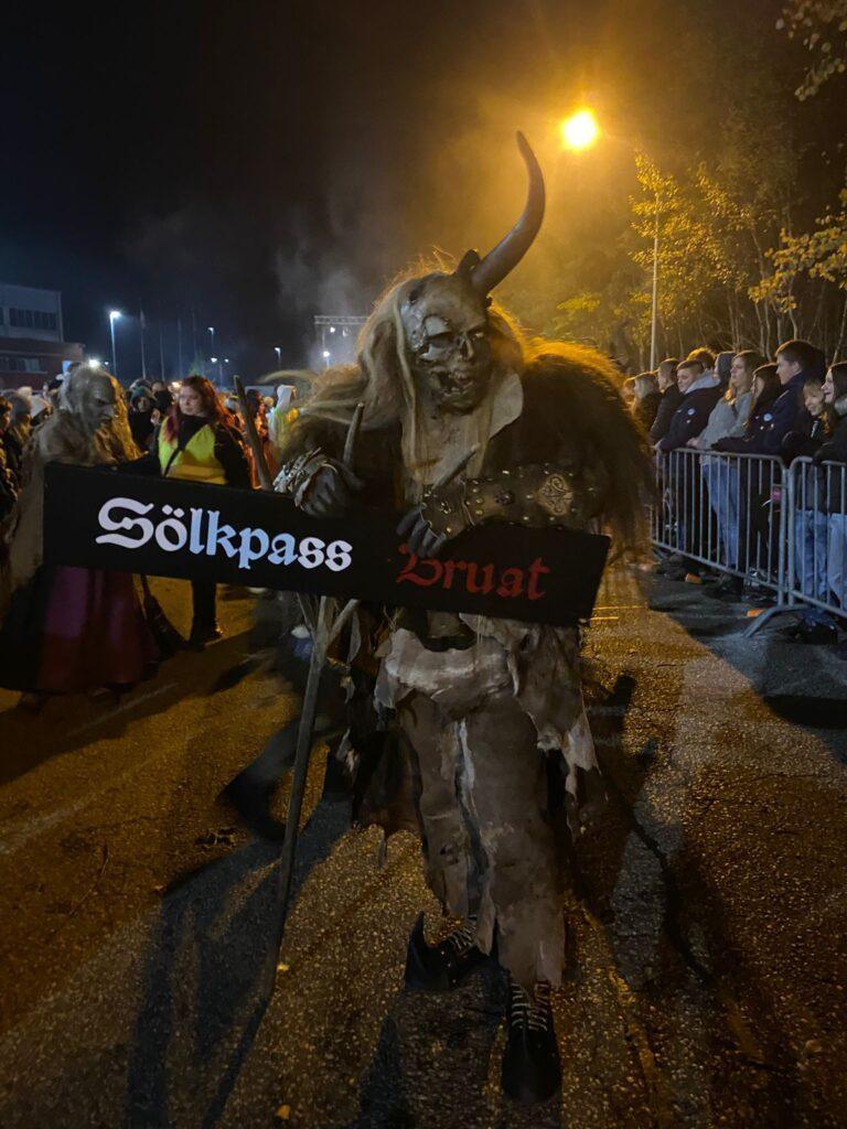 Bild eines Krampuslaufes der Sölkpass Bruat aus Schöder, Bezirk Murau, Steiermark