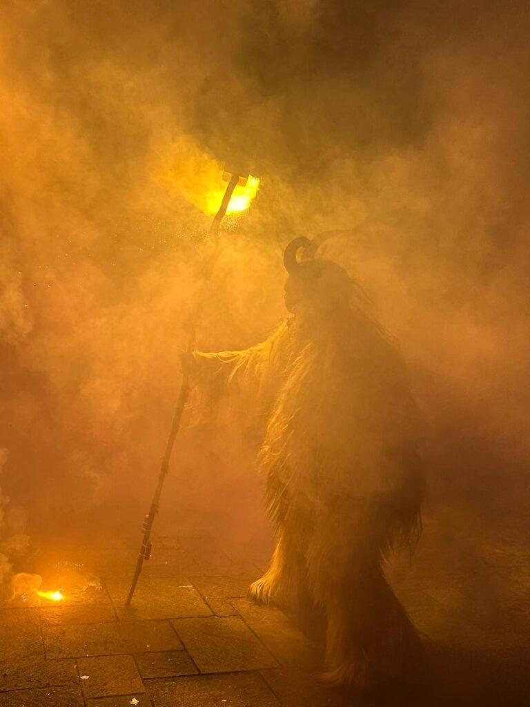 Bild eines Krampuslaufes der Sölkpass Bruat aus Schöder, Bezirk Murau, Steiermark